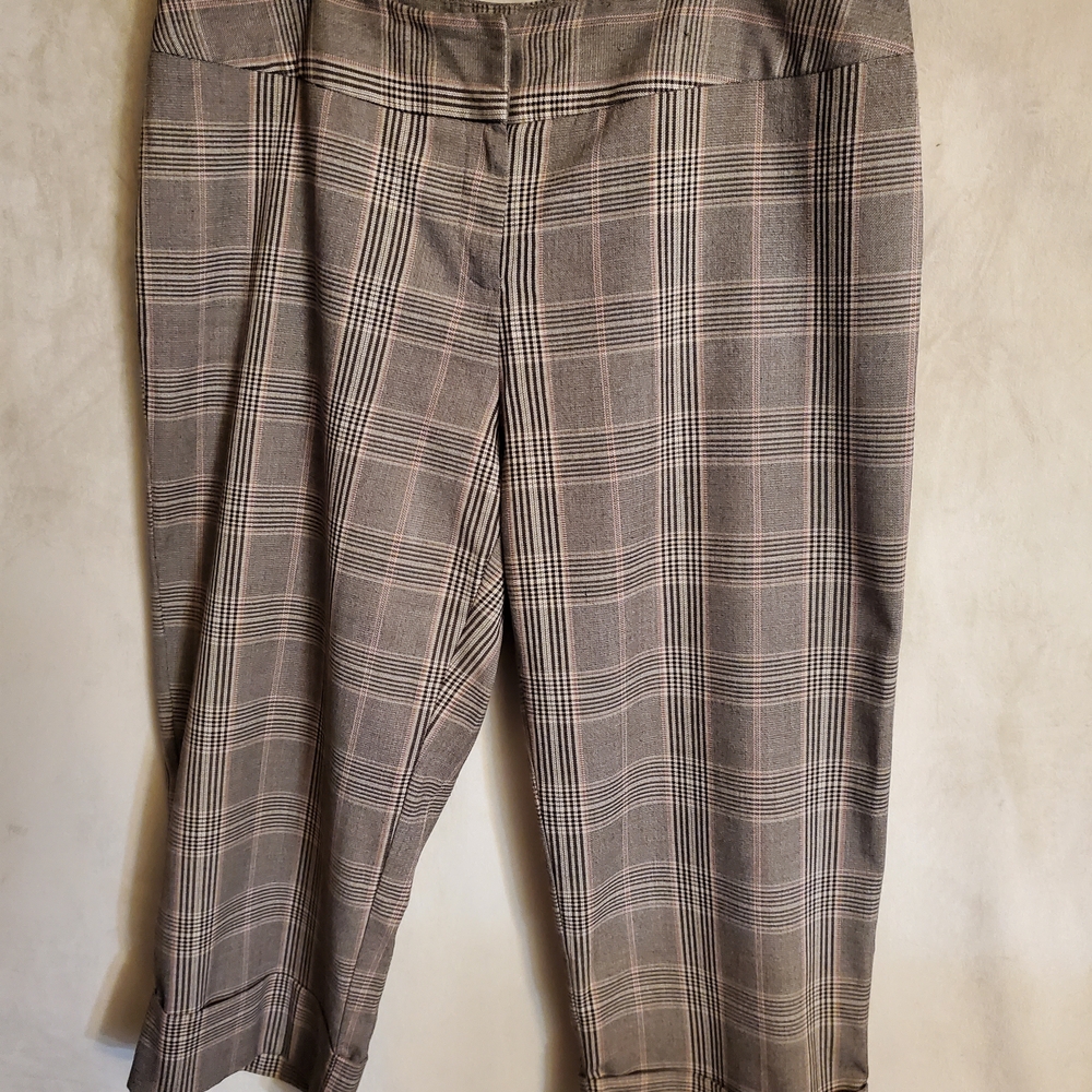 Ava & Viv Women's Black and White Plaid Dress Pants